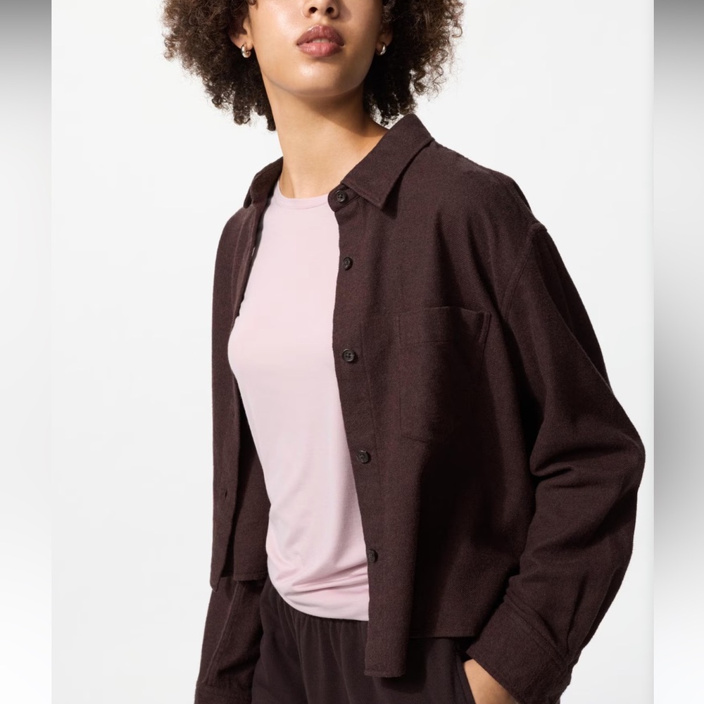 Brand New in Packaging Uniqlo HEATTECH Crew Neck Long Sleeve T-Shirt